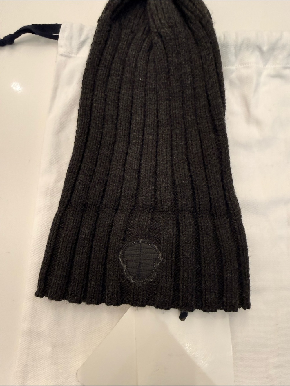 Moncler WOOL Ribbed Knit Beanie Hat Gray Used No Pom Pom w/ Dust Bag & Tags - Picture 8 of 12